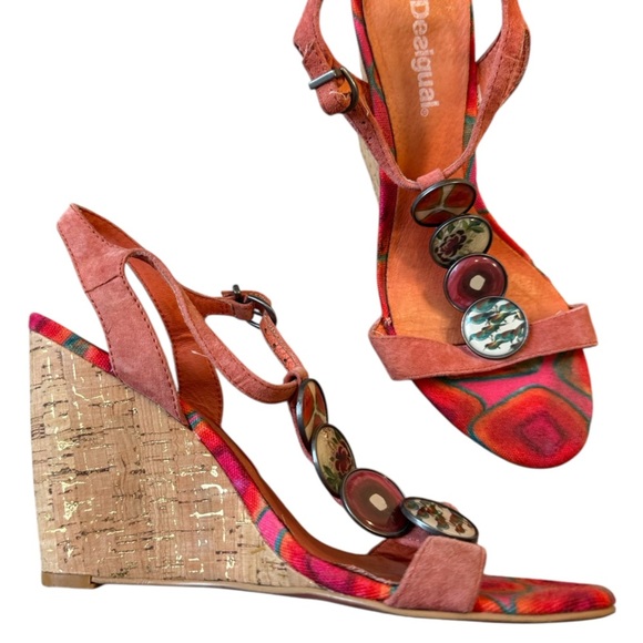 Desigual size 7 (37 Eur) EUC embellished Red and Orange Sandals Vibrant Style - Picture 1 of 16